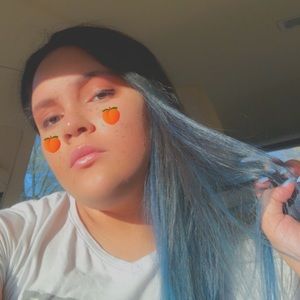 Meet your Posher, Haley